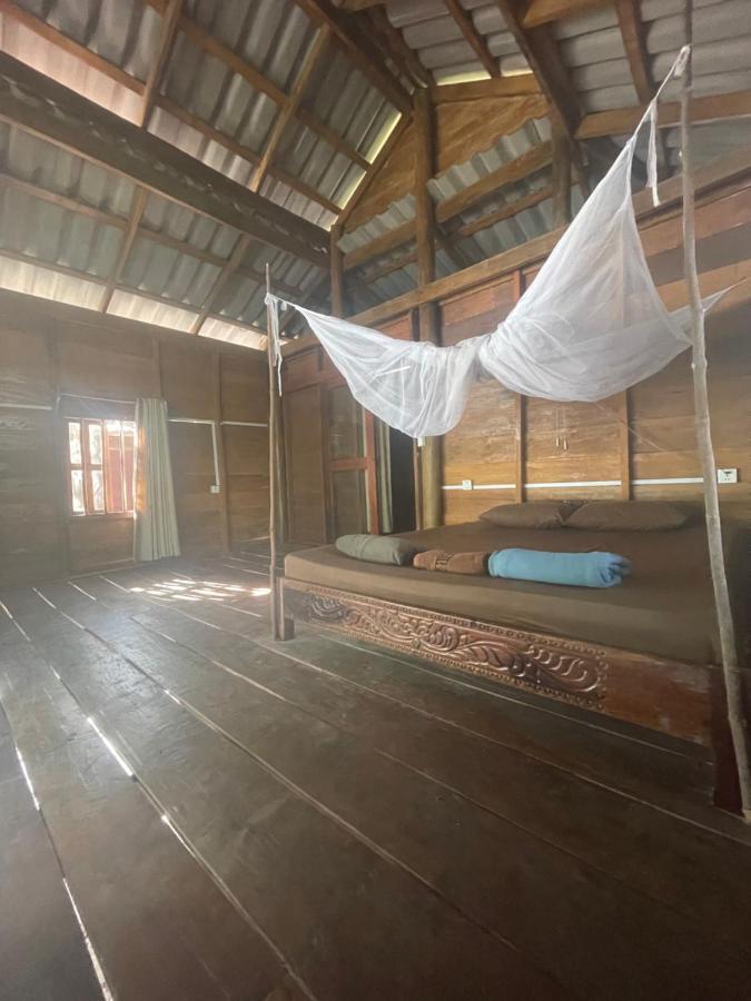 瓜隆岛 Rafikis旅舍 外观 照片